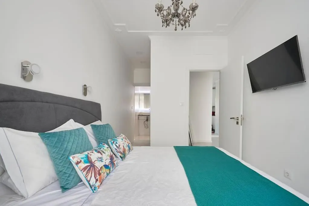 Bright Modern Apartment In Lisbon City Center With Ac 0*,