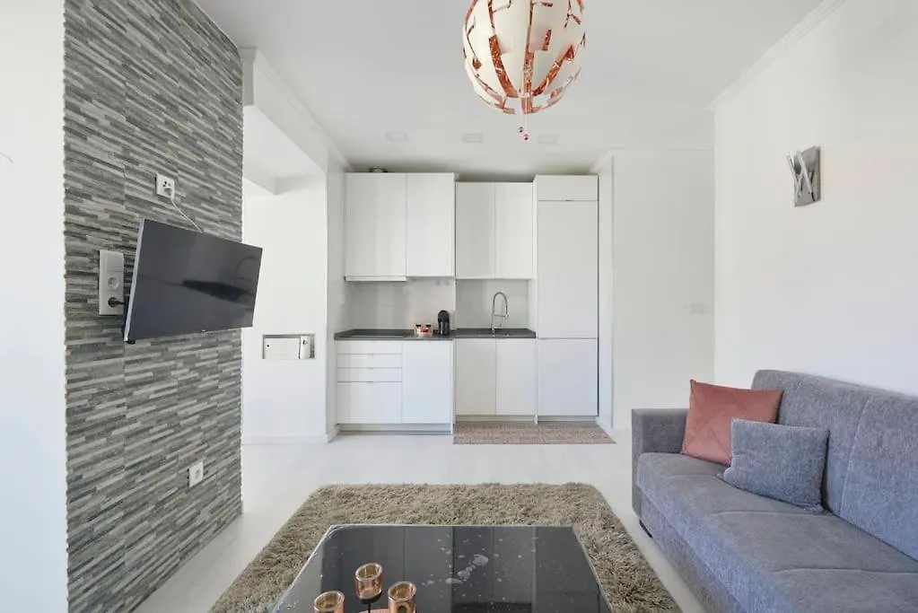 Bright Modern Apartment In Lisbon City Center With Ac